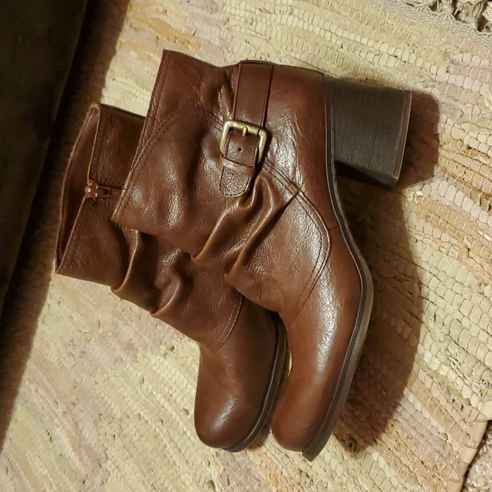 Booties - Picture 3 of 4